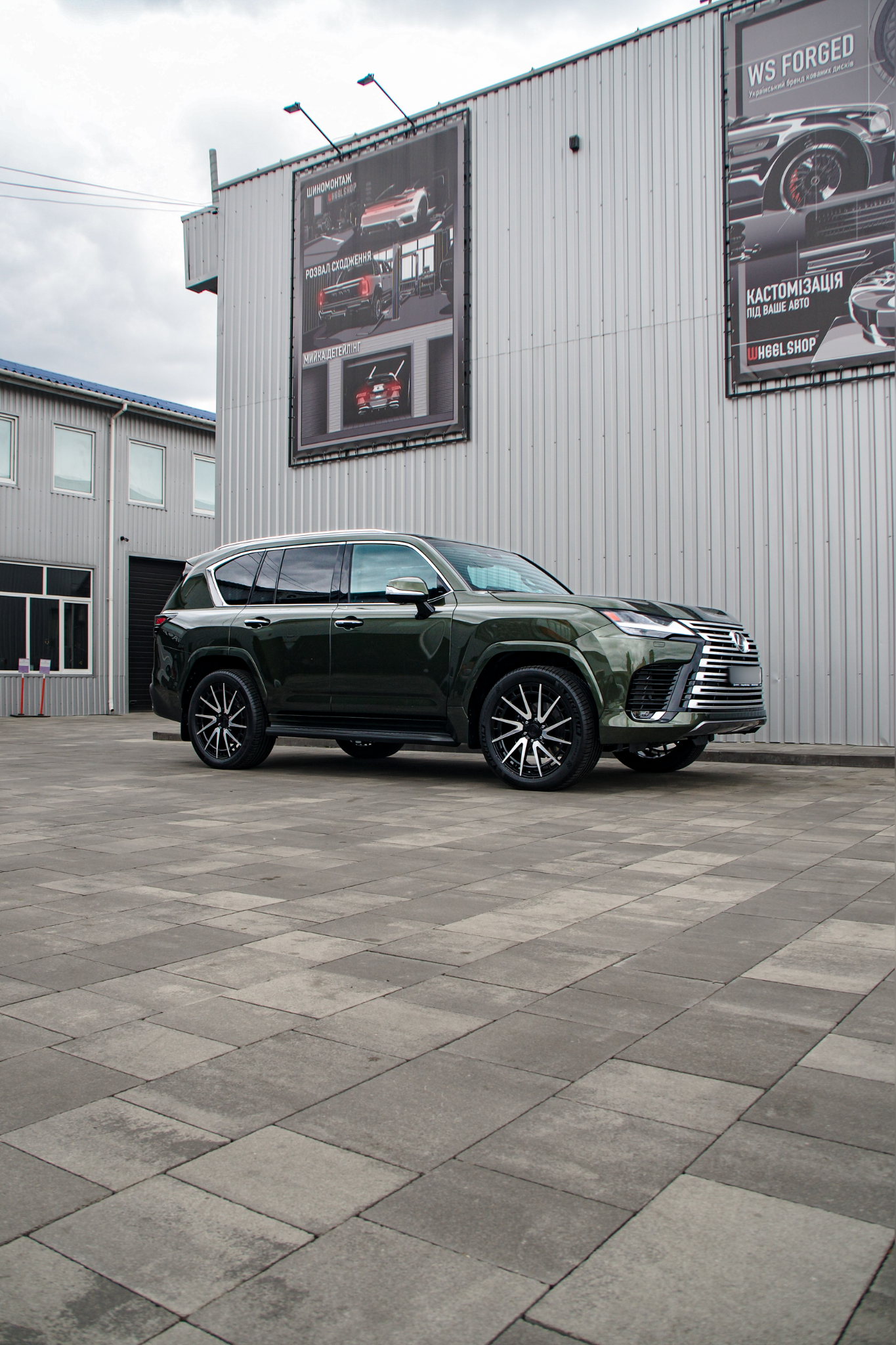 Ковані диски Lexus LX600 | Forged WS-17M