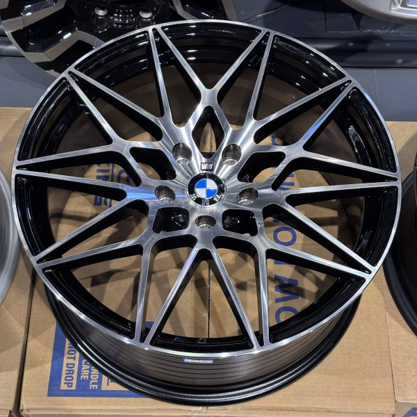 Диски BMW 5 F10 F30 19 розмір одинакові