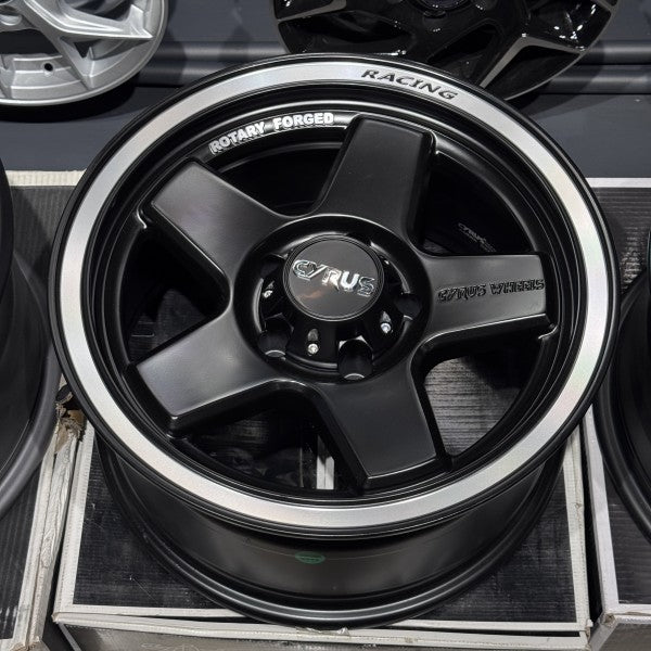 Диски Toyota Land Cruiser 100/Lexus R17