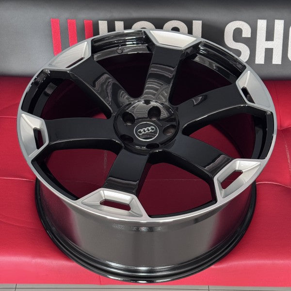Диски Audi Q7 R22 SQ7 E-tron