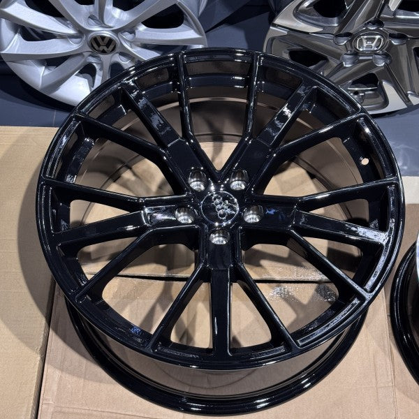 Диски Audi Q7 4M R22 e-ton