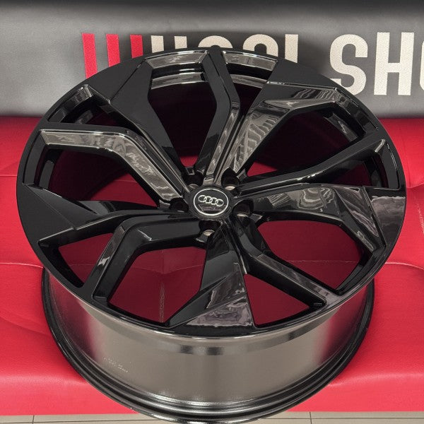 Диски Audi RSQ8/Q8/SQ8 R22