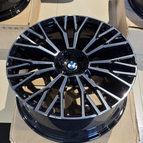 Диски BMW X5 G05 X6 G06 G18 R22 M