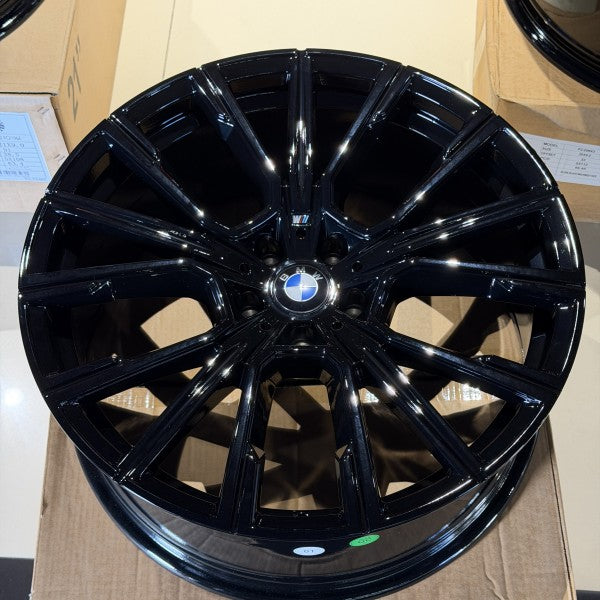 Диски BMW 5 G30 G60 R20 різноширокі