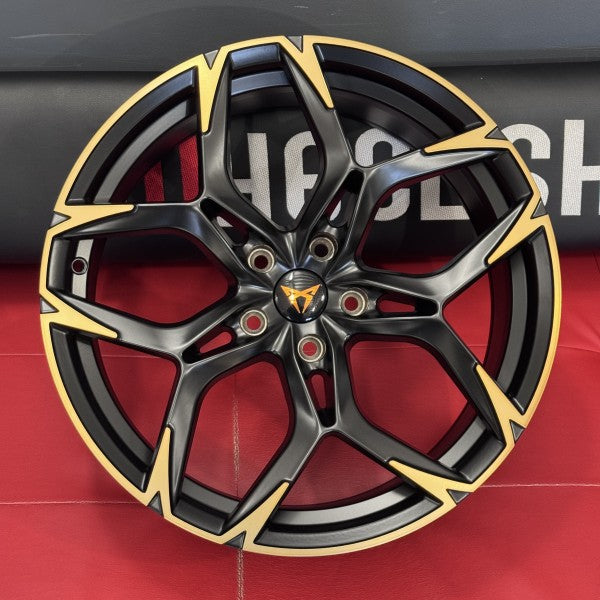Диски Volkswagen Passat B8/Golf R19