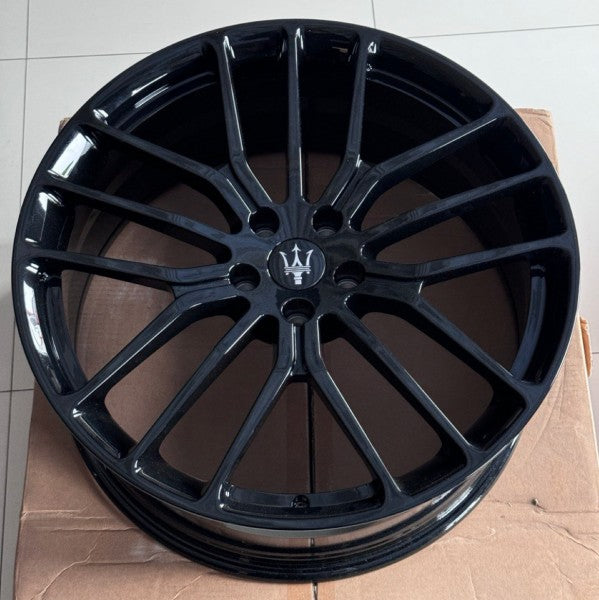 Диски Maserati Quattroporte R21 Levante