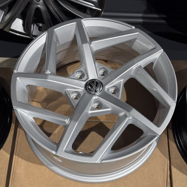 Диски Volkswagen T5 Multivan T6 R17