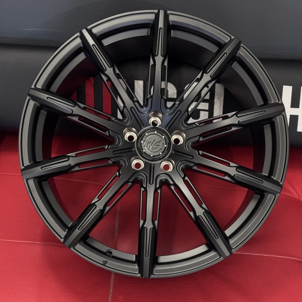 Ковані Диски Audi Q8/SQ8 R21