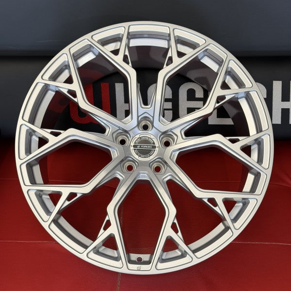 Ковані диски Volkswagen Touareg R21 Audi Q7 4M