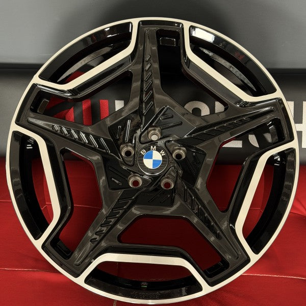 Ковані диски BMW XM R22 зимовий варіант